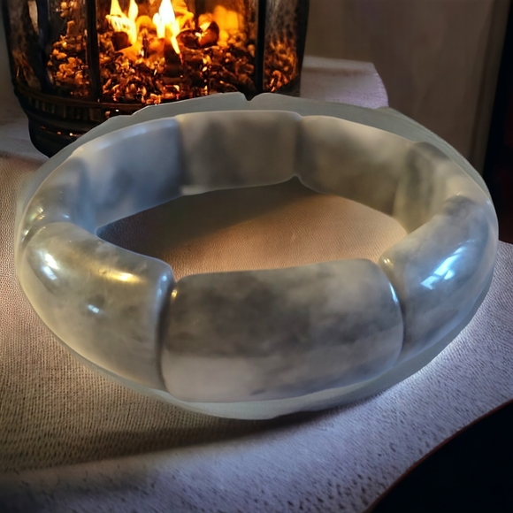 Artistic White Black Jadeite Jade Rectangular Cut Stone Bangle Bracelet Elastic - Picture 6 of 6